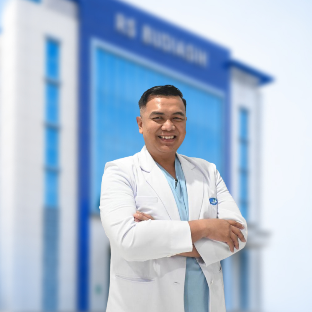 dr. Hezar Salahudin, Sp. B